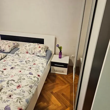 Luxury Center Apartament *